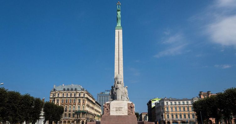 Riga - Rathaus bei Reise und Urlaubsziele