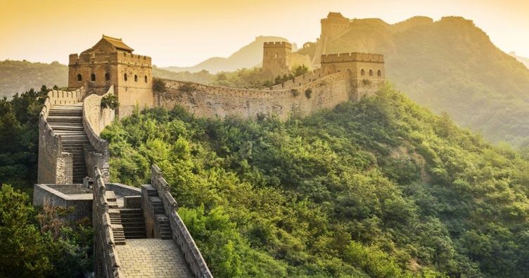 Chinesische Mauer / die Chinesische Mauer bei Reise und Urlaubsziele