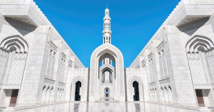 Große Sultan-Qabus-Moschee - die große Sultan-Qabus-Moschee bei Reise und Urlaubsziele
