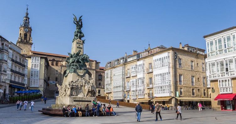 Vitoria-Gasteiz - Denkmal an die Napolionischen Kriege bei Reise und Urlaubsziele