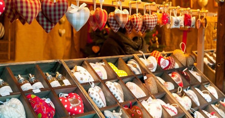 Weihnachtsmarkt Colmar - Weihnachtliche Altstadt von Colmar bei Reise und Urlaubsziele