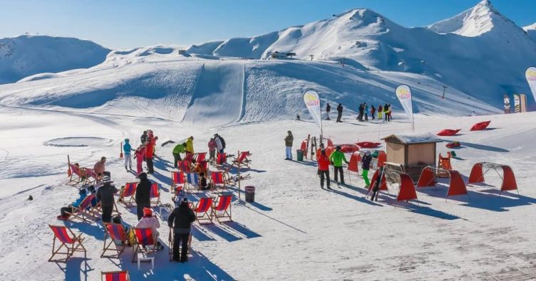 Alta Valtellina - Wintersportler bei Reise und Urlaubsziele