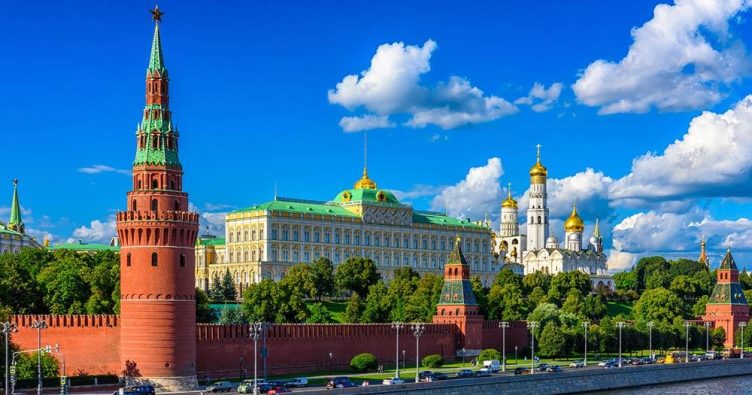 Moskauer Kreml - Roter Platz bei Reise und Urlaubsziele