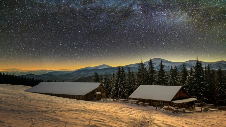 Åre - Sternenhimmel über Winterlandschaft bei Reise und Urlaubsziele