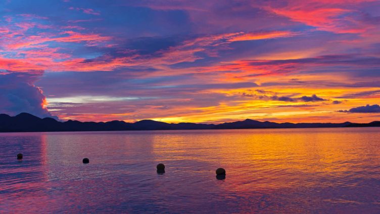 Coron - Sonnenuntergang über dem Meer bei Reise und Urlaubsziele
